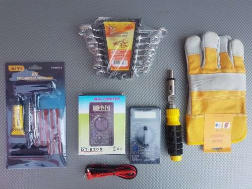 NEW - Tools Spanners, Work gloves, Multimeter, Vulcanising tire repair kit, Rotating Ratchet is used