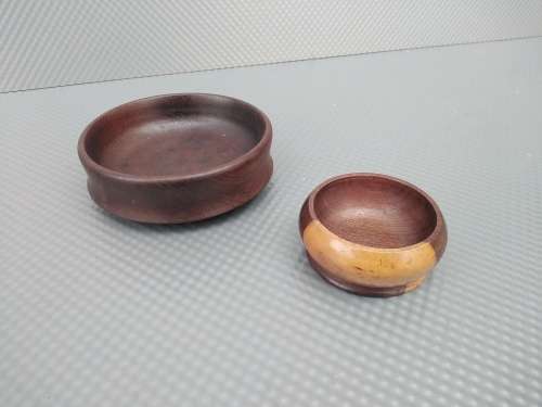 Vintage! Mixed Size Duo Of Wooden Trinket / Pin Dishes.