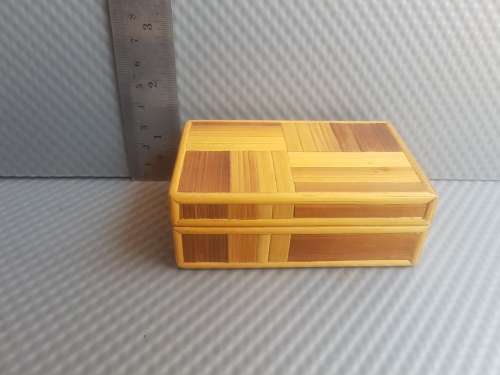 Vintage! Bamboo Trinket Box.
