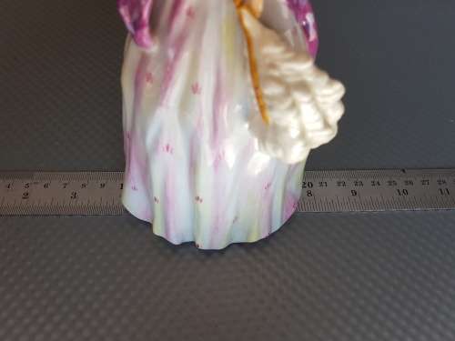 Vintage!  Wedgewood `Debutante ` Figurine Circa 1935