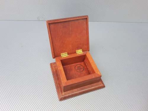 Vintage! Wooden Square Jewelry / Trinket Box.