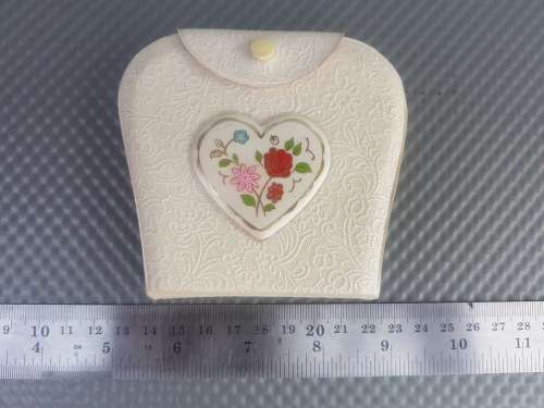 Vintage! Sheffield England Manicure Grooming Travel Kit 8pc Vinyl Case.