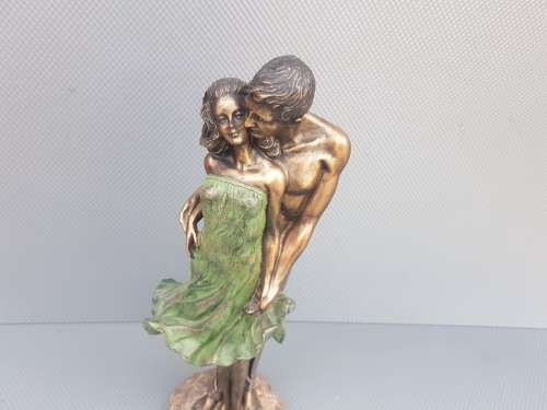 Vintage! Jade Lovers Figurine.