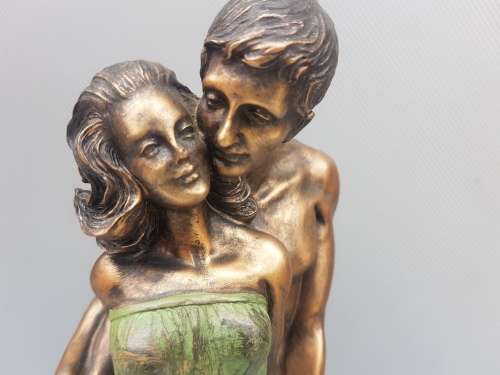 Vintage! Jade Lovers Figurine.