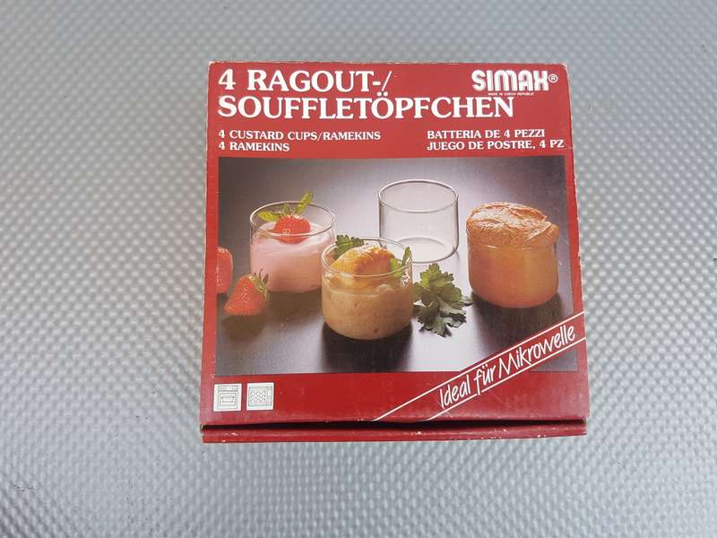 Vintage! Set of 4 Simax Custard Cups / Ramekins.
