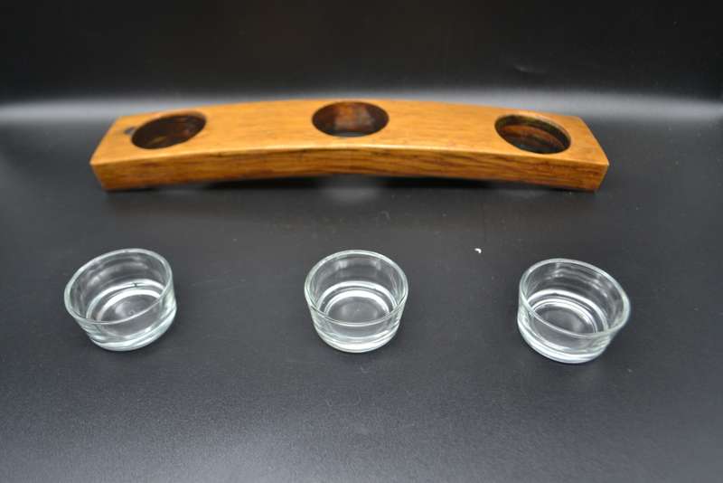 Vintage! 3 Division Tea Light Wood & Glass Candle Holder.