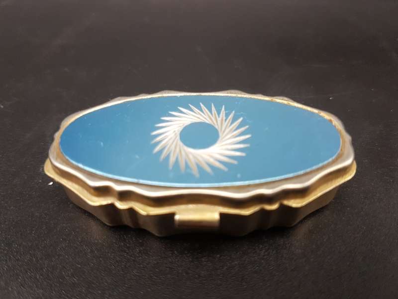 Vintage! Starburst Pill Box Metal Alloy Aqua Blue Turquoise.