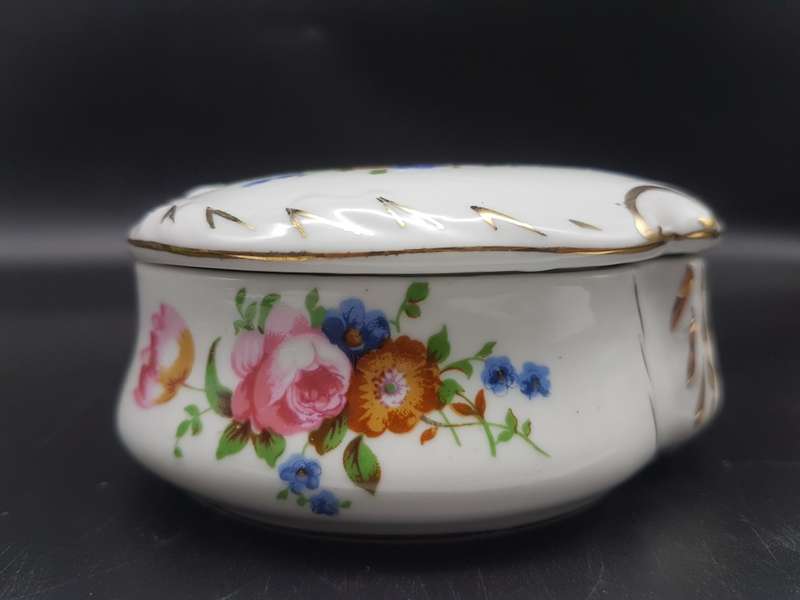 Vintage! Floral And White Ceramic Oblong Trinket Box.