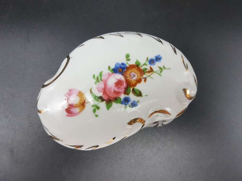Vintage! Floral And White Ceramic Oblong Trinket Box.