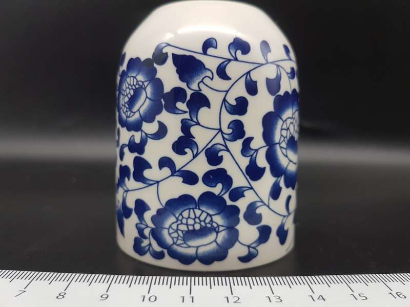 Vintage! Blue And White Retro Ceramic Chinese Tea Cup.