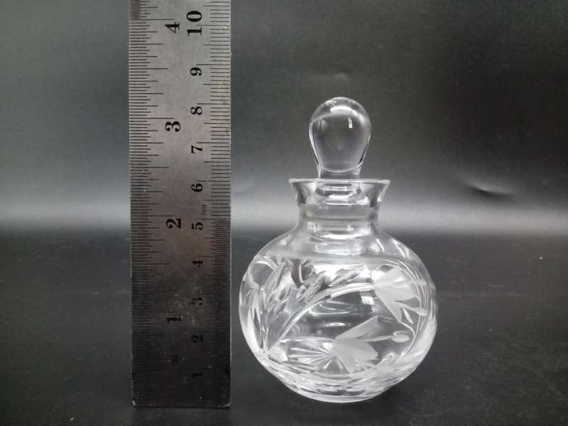 Vintage! Clear Cut Glass Etched Perfume Bottle With Stopper Floral Pattern