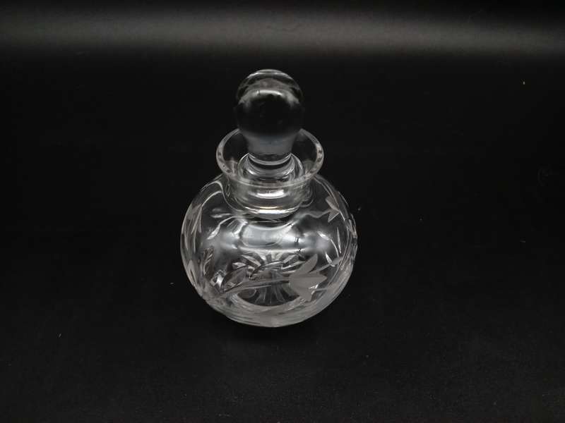 Vintage! Clear Cut Glass Etched Perfume Bottle With Stopper Floral Pattern