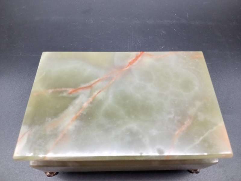 Vintage! Alabaster Marble Trinket Box With Lid.