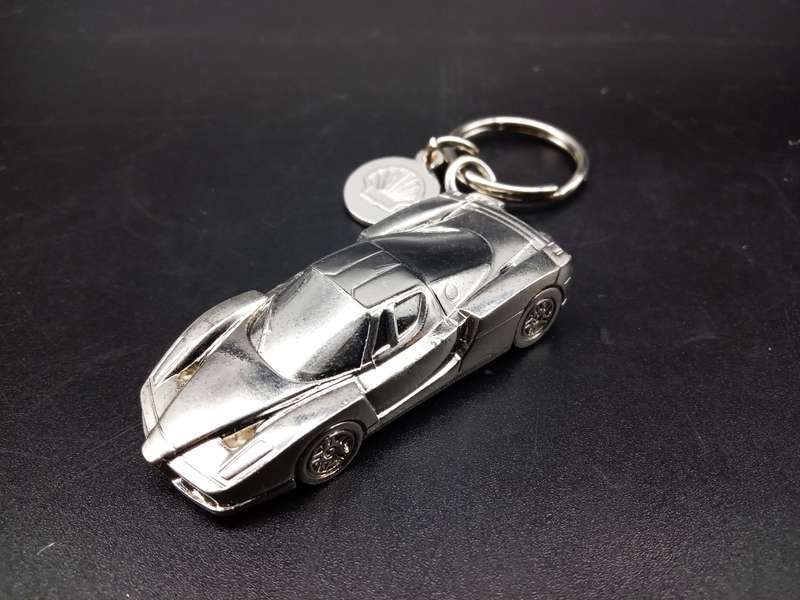 Fantastically Sleek! Enzo Ferrari Model Car Shell V-Power Keyring Key Chain  (10.5cm x 2.5cm)