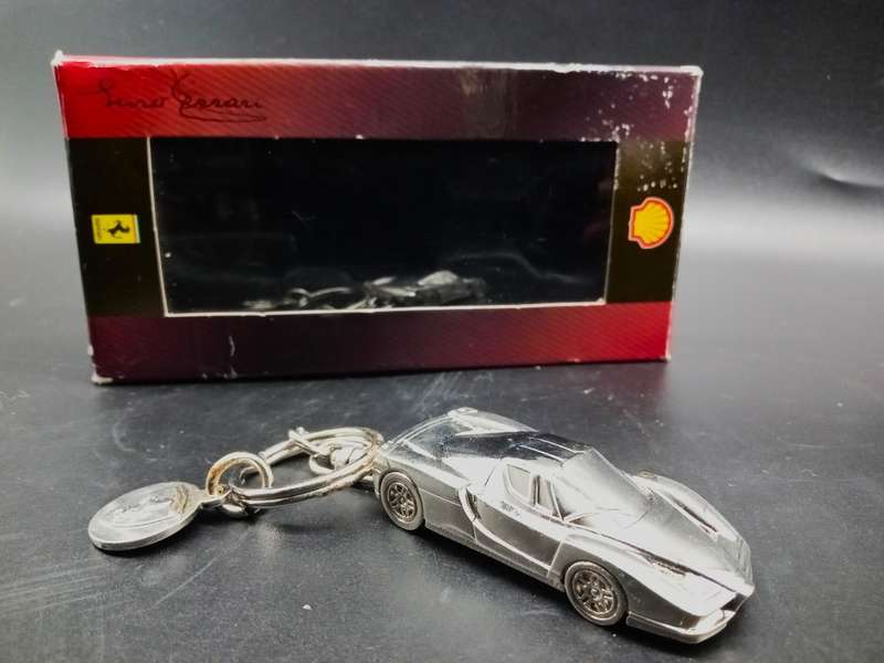 Fantastically Sleek! Enzo Ferrari Model Car Shell V-Power Keyring Key Chain  (10.5cm x 2.5cm)