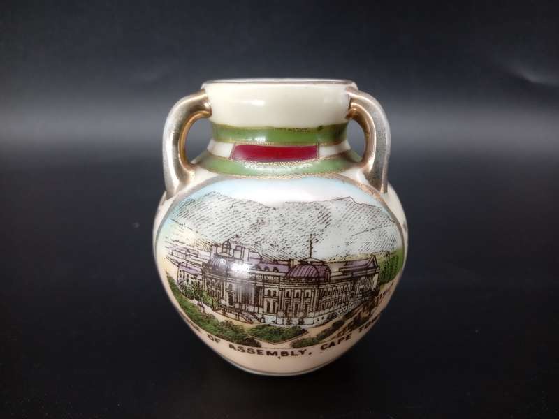 Vintage! Glazed Porcelain Souvenir  - House of Assembly, Cape Town - Gemma - Transfer Vase