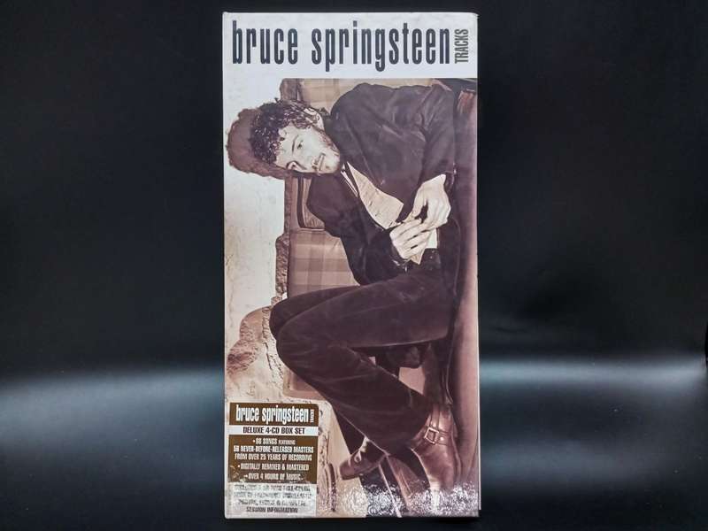 THE LEGEND - Johnny Cash, Bruce Springsteen Deluxe Box Set, The Tom Jones Collection