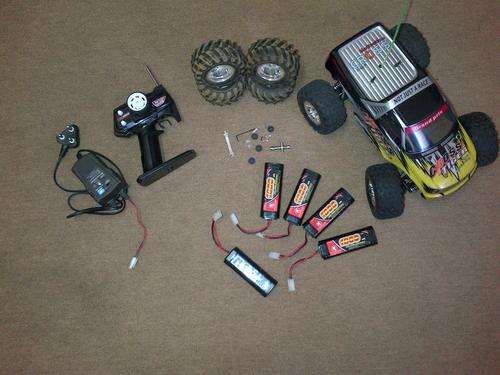 HBX Bonzer Cross Tiger RC Electric Car 1:10 WITH Spares and Extras