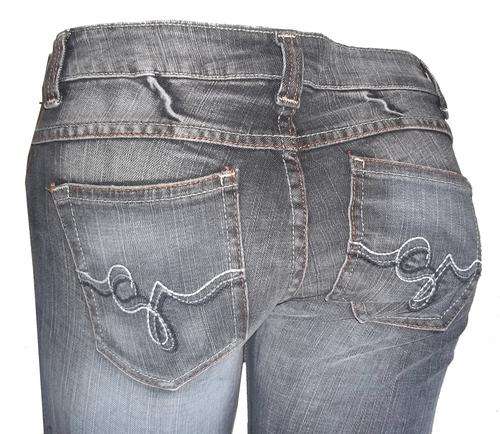 Authentic Guess Sassy Flare Jeans (Size 34)