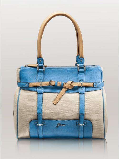 Guess Avera Large Tote Caryall