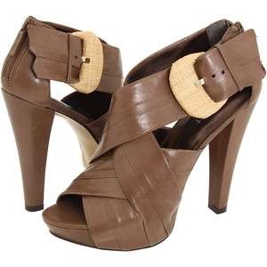 Nine West Darkstar Leather Sandals (Size 4)