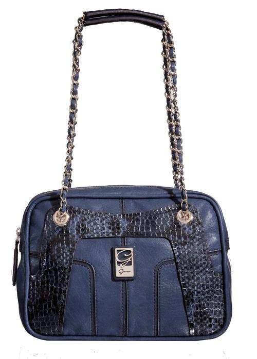 End of Winter Sale: Guess Shoulder Chain Box Bag: End of Winter Sale