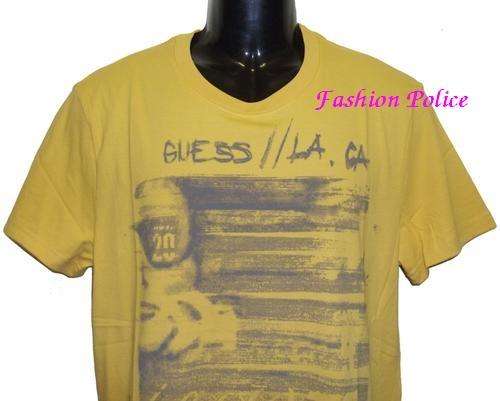 Guess Men's Tee (Size Large)