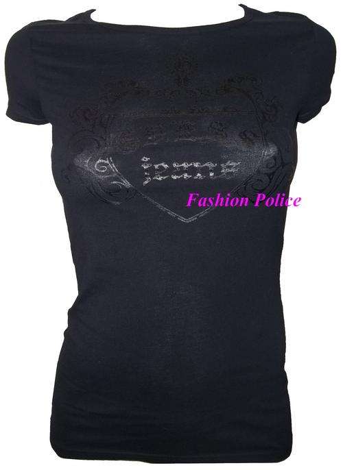 Guess Ladies T-shirts (Size Small)