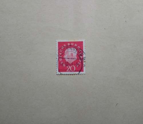 20 pf Deutsche Bundespos Stamp Professor Heuss