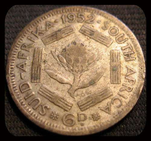 1952 Six Pence 6 D South African Coin