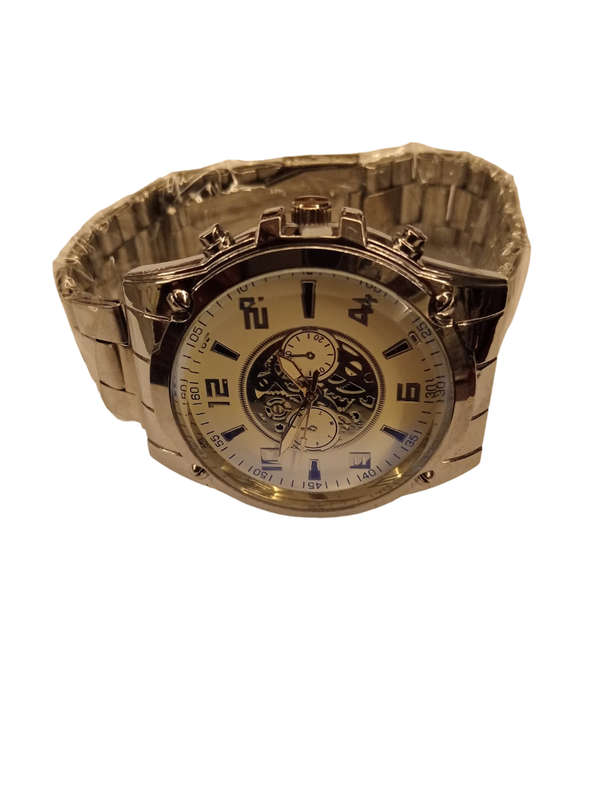 Stunning Design Mens Analagoue Watch -Stunning and Sleek  Design on White Face With Steel Strap