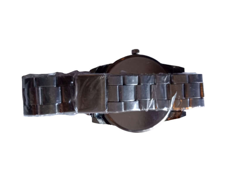 Classic Mens Analogue Watch Stylish Design on Face - 2 Colours to Choose From - Metal Strap Analogue