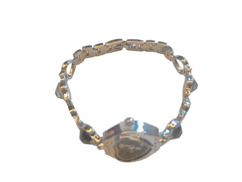 Analogue Watch Bracelet For Women Heart Shaped Face Black With Steel Bracelet Heart Shaped