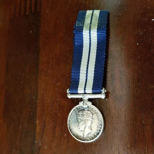 Distinguished Service Medal Miniature