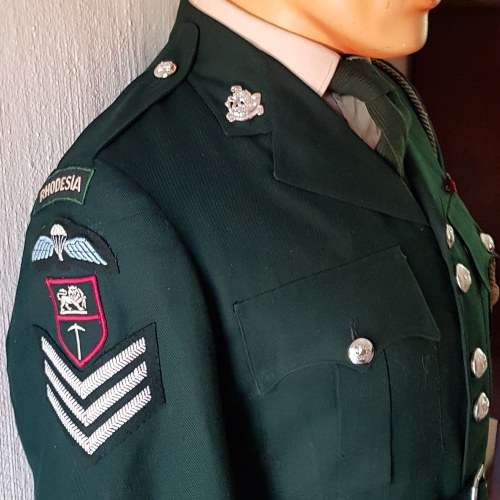 Stunning!!!! 1970-80 RLI Paratrooper Full Uniform