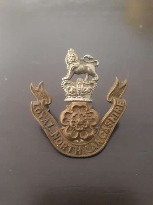 The Loyal North Lancashire Regiment 1901-1920 Bimetal (two pins)