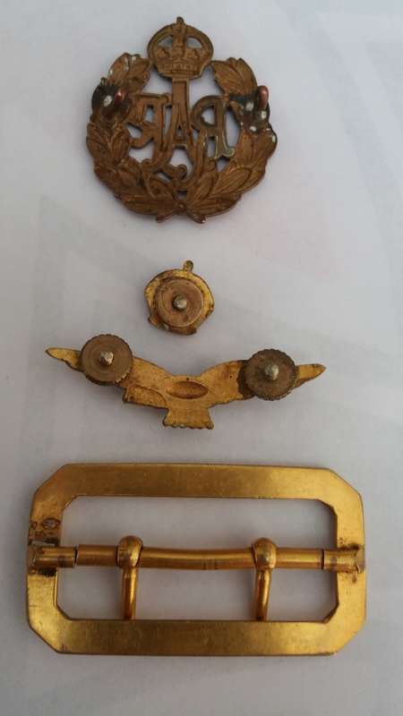 British WW2 RAF Officers Cap Badge also Officers Side Cap Badge,3 screws KC Crown and Belt Buckle