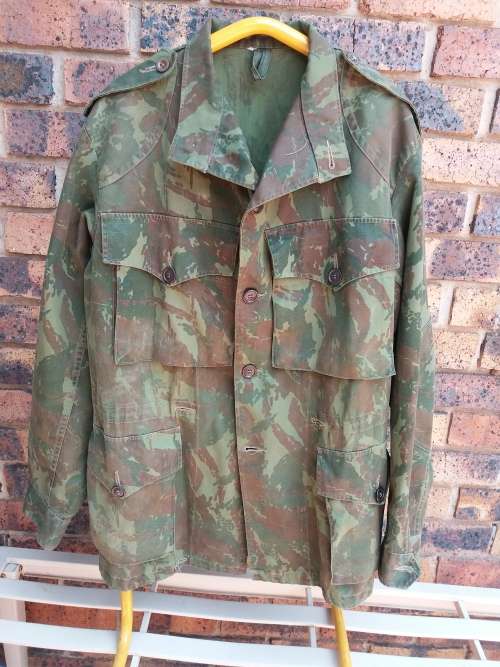 Recce issue(1970-1976) first pattern combat camo set-Large Size to a officer in the S.A.D.F