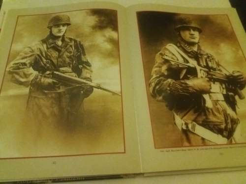Two Books-" Fallschirmjager in Crete "& Green Devils- Histoire & Collections