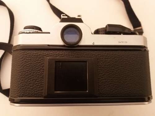 Nikon FE2 SLR 35mm-Nikkor Lense 50mm 1:1,8- 4223793