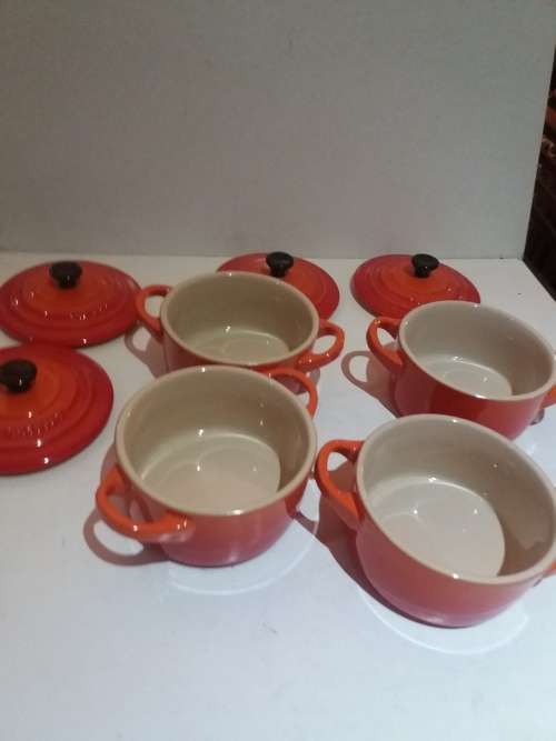 Le Creuset Set of 4 Stoneware Cocottes- Flame Colour-As new near mint
