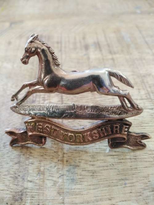 West Yorkshire Cap Badge WW1&WW2 Cap Badge 56mm x 46mm