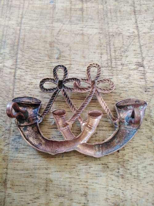 WW1 Crossed  Bugles Proficiency Brass Badge 56mmx 37mm