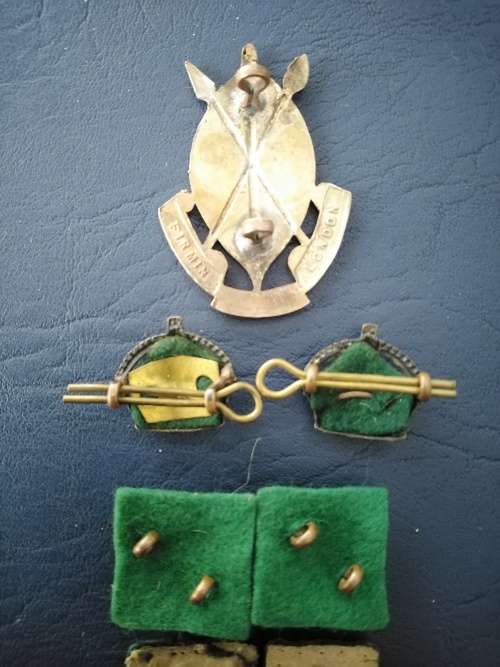 Rhodesian African Rifles Grouping of Badges-Cap Badge Firmin of London