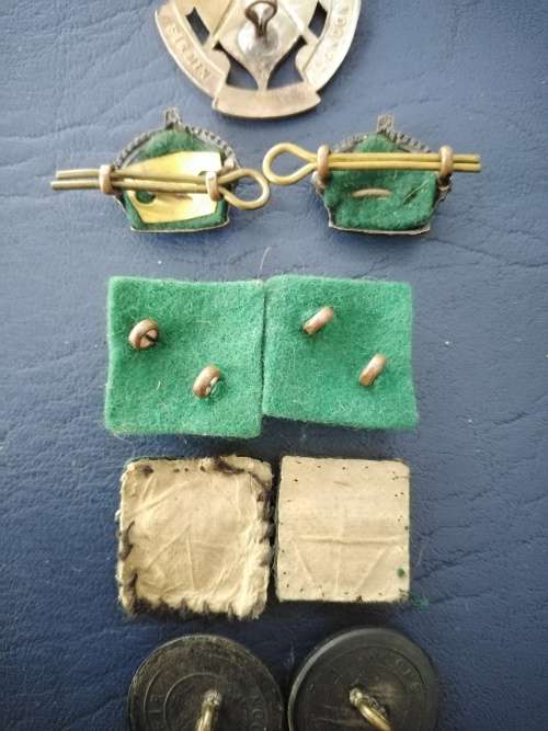 Rhodesian African Rifles Grouping of Badges-Cap Badge Firmin of London