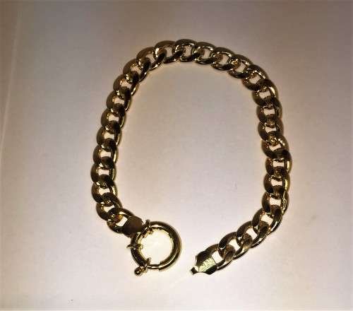 9 carat -- Imported Gold Flat curb 8 mm wide bracelet ----cm 20 long