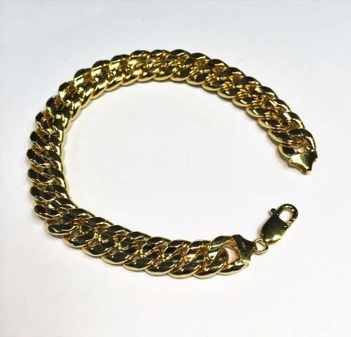 9  carat  Gold -------Concave curb gents bracelet  cm 23 ------   mm 11.5 wide