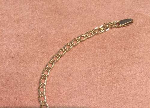 9K solid 9 carat Gold--bracelet- double curb -Cm19 long