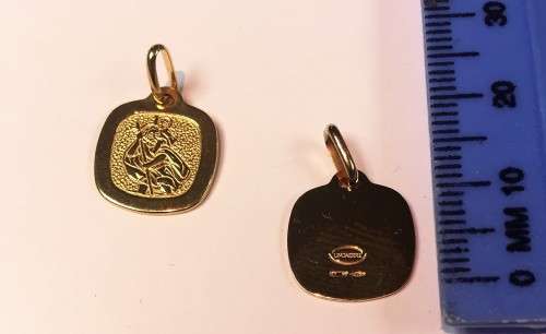 9K/ 9 carat solid Gold - Square Saint Christopher ---- 13 mm. wide