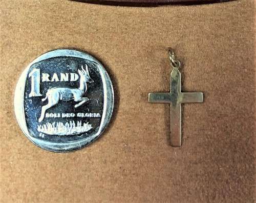 9K /9carat solid Gold - small Flat Cross 20 mm long